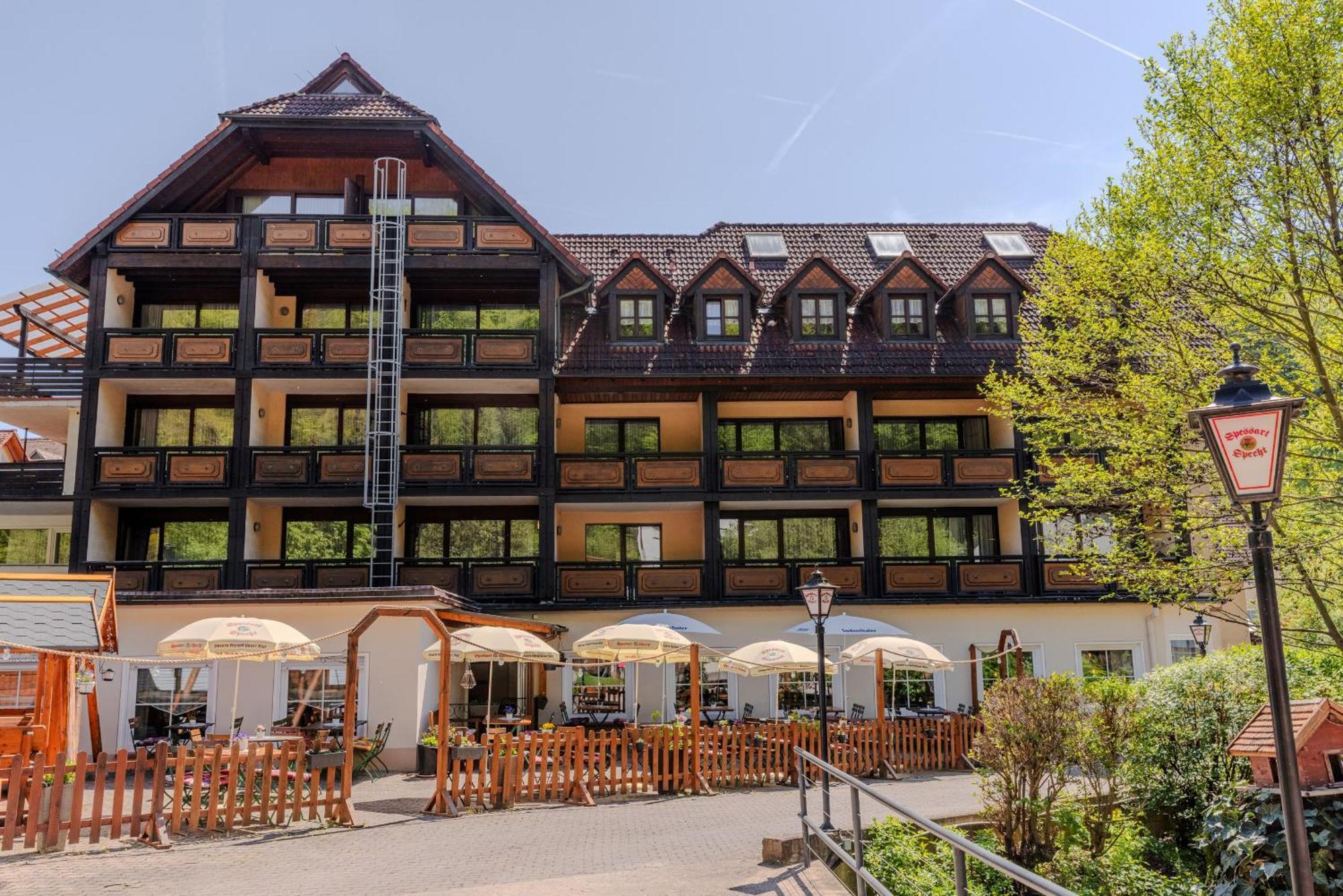 Landgasthof Zur Linde Heimbuchenthal Luaran gambar